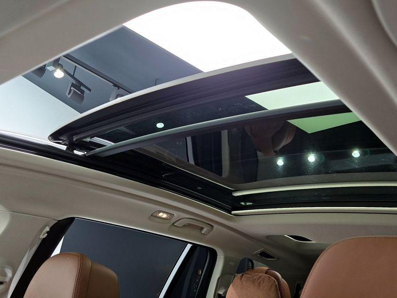 2022 BMW X7 xDrive 40d Design Pure Excellence 6-Seater photo 18