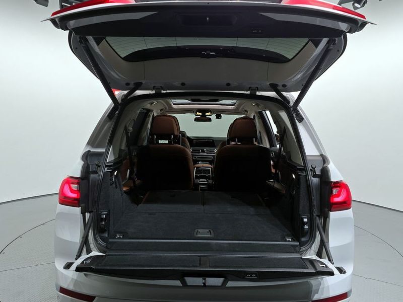 2022 BMW X7 xDrive 40d Design Pure Excellence 6-Seater photo 20