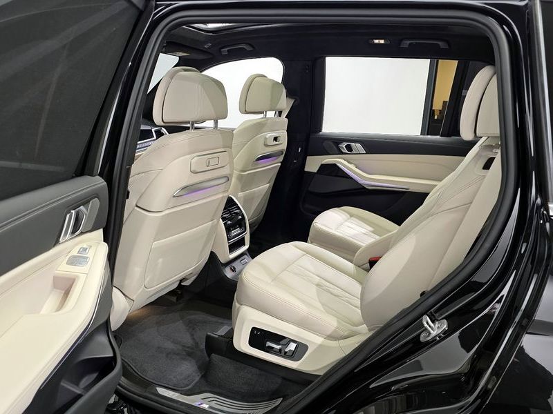 2024 BMW X7 xDrive 40i M Sport 6STR photo 11