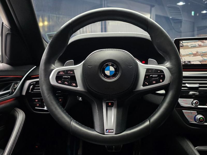 2020 BMW 5 Series 520d M Sport Package Plus photo 13