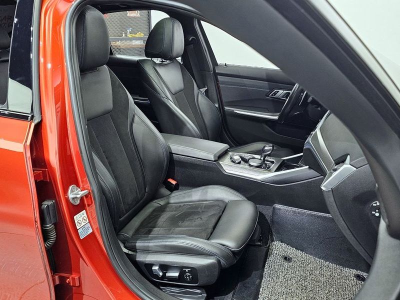 2021 BMW 3 Series 320d M Sport photo 12