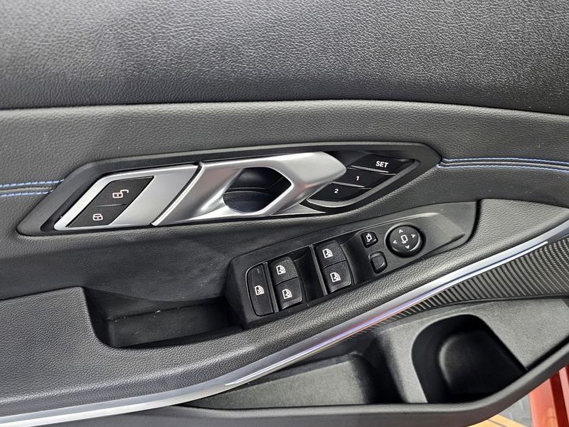 2021 BMW 3 Series 320d M Sport photo 14