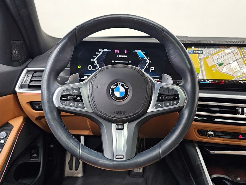 2023 BMW 3 Series 320d M Sport photo 13