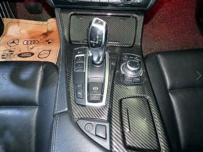2012 BMW 5 Series 528i photo 14