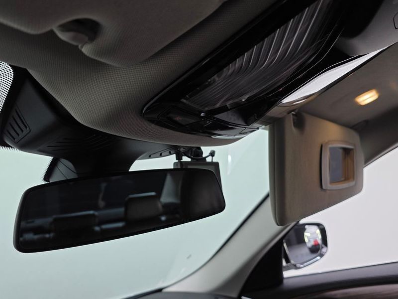 2019 BMW 5 Series 530i xDrive Luxury Plus photo 28