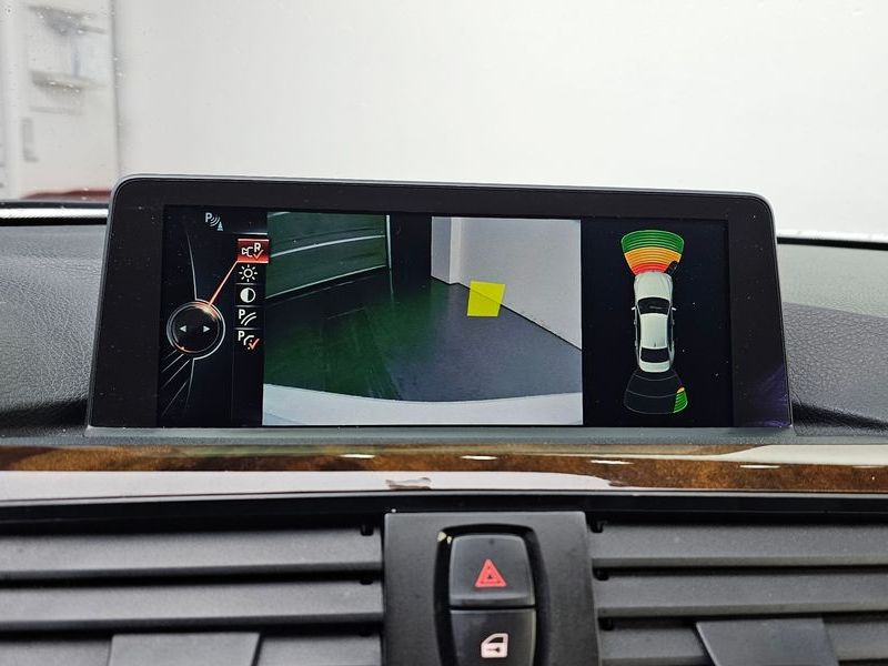 2014 BMW 3 Series 320d photo 15