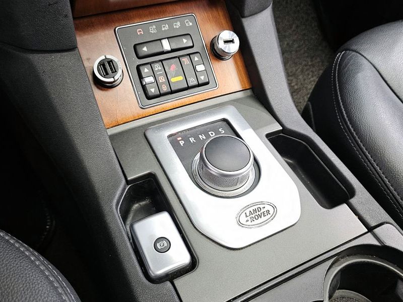 2012 Land Rover Discovery 3.0 SDV6 SE photo 9