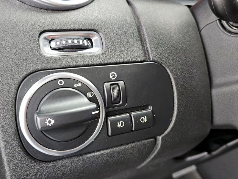 2012 Land Rover Discovery 3.0 SDV6 SE photo 14