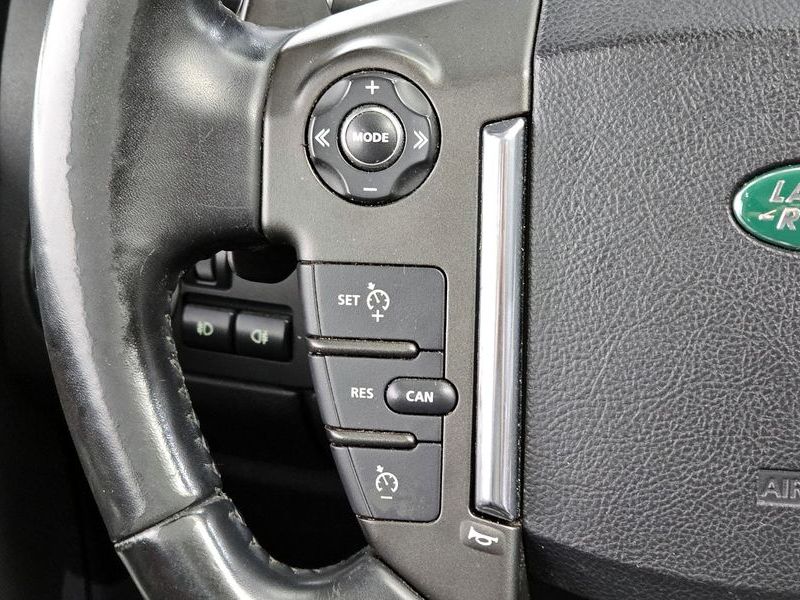 2012 Land Rover Discovery 3.0 SDV6 SE photo 18