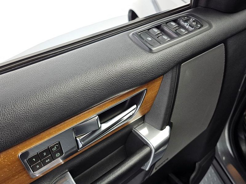 2012 Land Rover Discovery 3.0 SDV6 SE photo 19