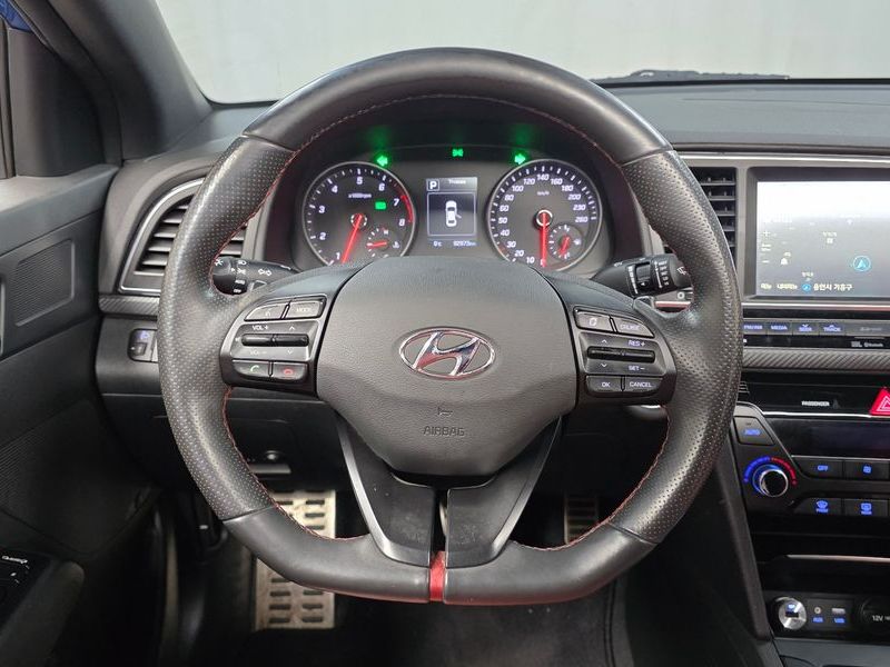 2017 Hyundai Avante 1.6 Turbo Sport Extreme Selection photo 13
