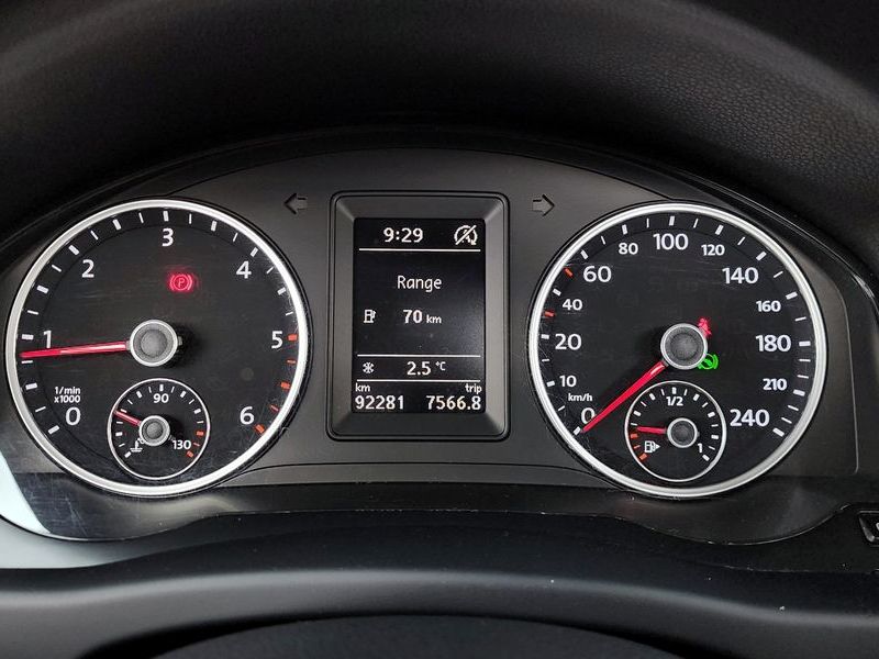 2015 Volkswagen Tiguan 2.0 TDI Premium 5N photo 8
