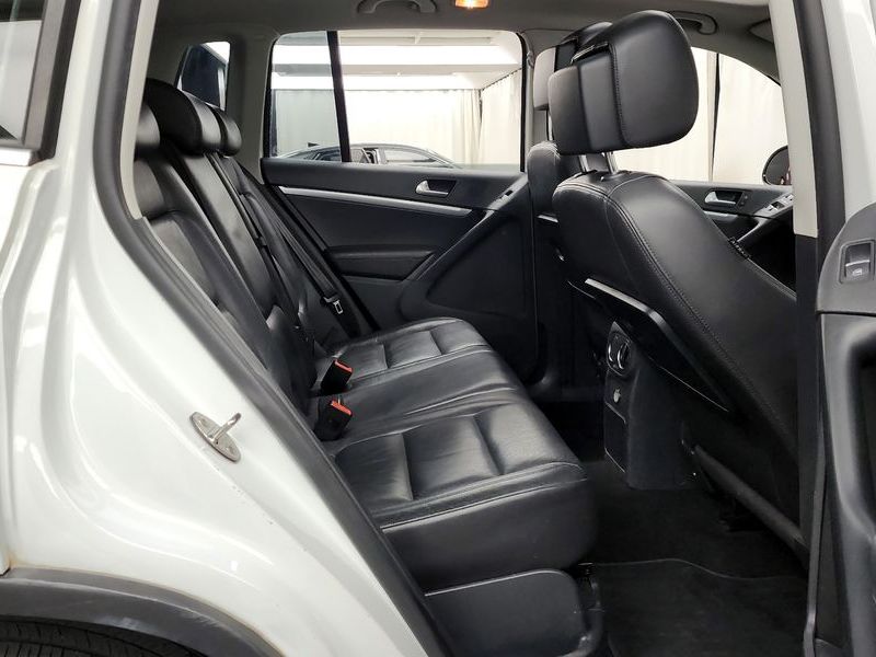 2015 Volkswagen Tiguan 2.0 TDI Premium 5N photo 12