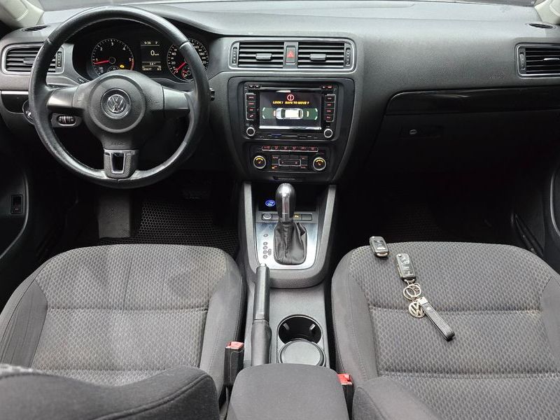 2012 Volkswagen Jetta 2.0 TDI 6th photo 7