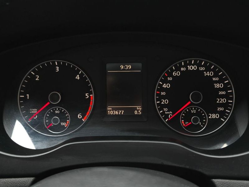 2012 Volkswagen Jetta 2.0 TDI 6th photo 8