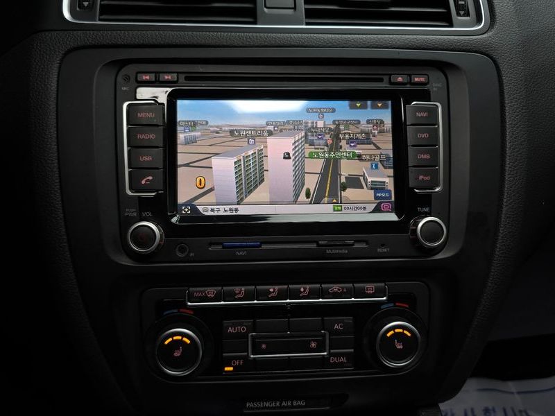 2012 Volkswagen Jetta 2.0 TDI 6th photo 16
