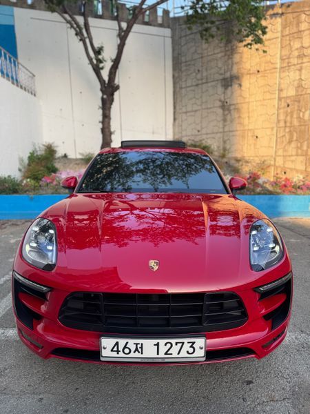 2018 Porsche Macan 3.0 GTS 95B photo 1