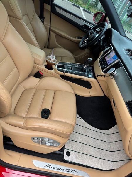 2018 Porsche Macan 3.0 GTS 95B photo 19