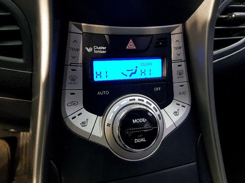 2012 Hyundai Avante M16 GDI Luxury photo 14