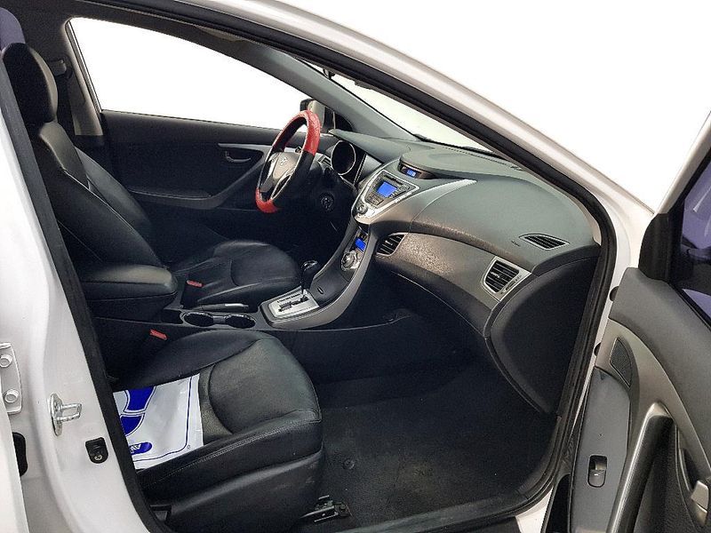 2012 Hyundai Avante M16 GDI Luxury photo 16