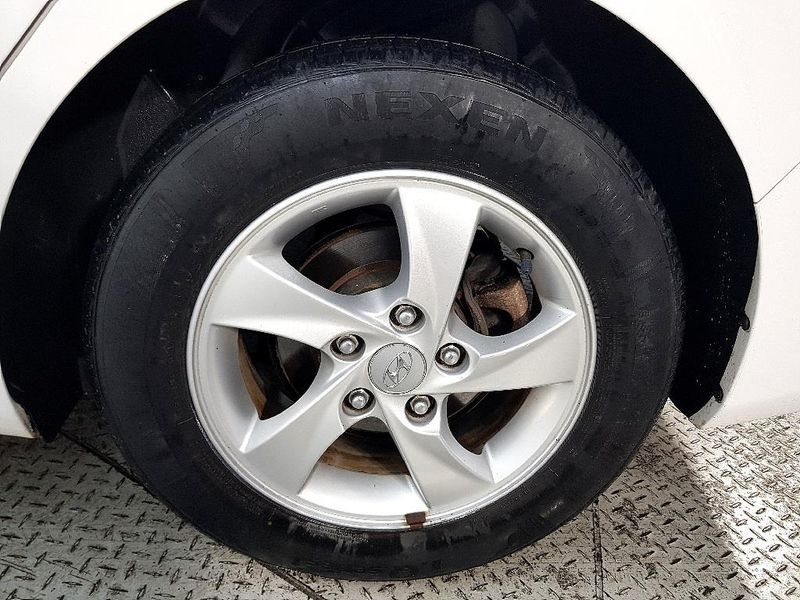 2012 Hyundai Avante M16 GDI Luxury photo 20