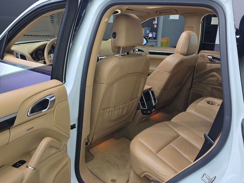 2013 Porsche Cayenne 3.0 Diesel 958 photo 11