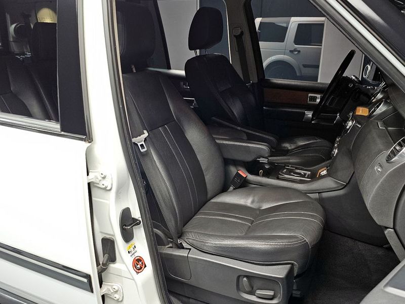 2013 Land Rover Discovery 3.0 SDV6 HSE photo 10