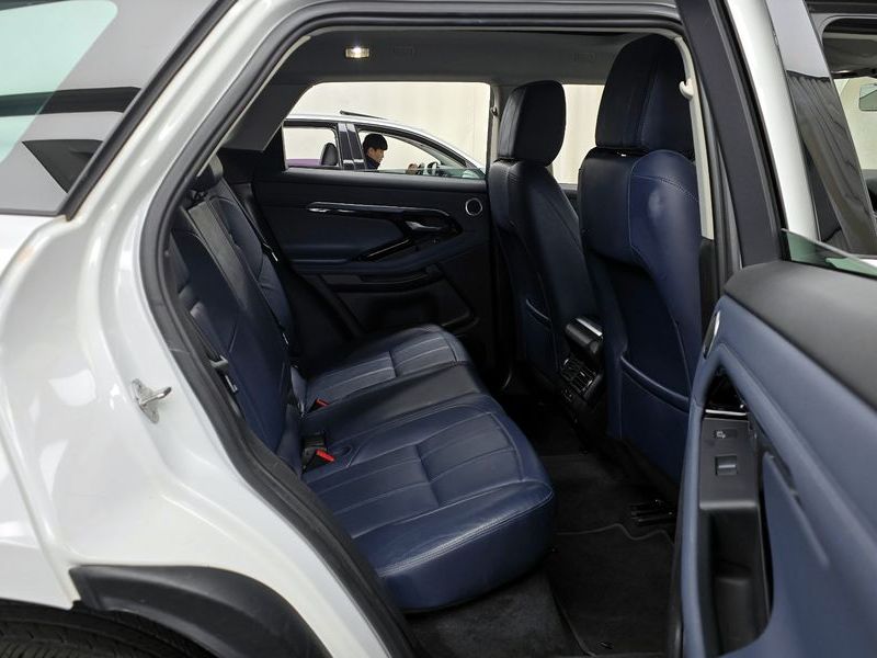 2020 Land Rover Range Rover Evoque D180 SE photo 12