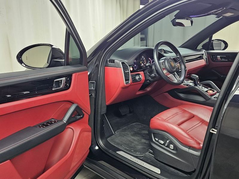 2021 Porsche Cayenne 3.0 E-Hybrid photo 10