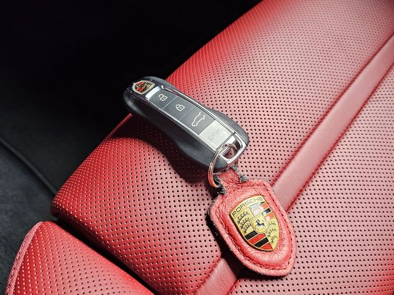 2021 Porsche Cayenne 3.0 E-Hybrid photo 15