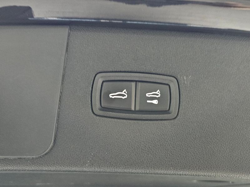 2021 Porsche Cayenne 3.0 E-Hybrid photo 16