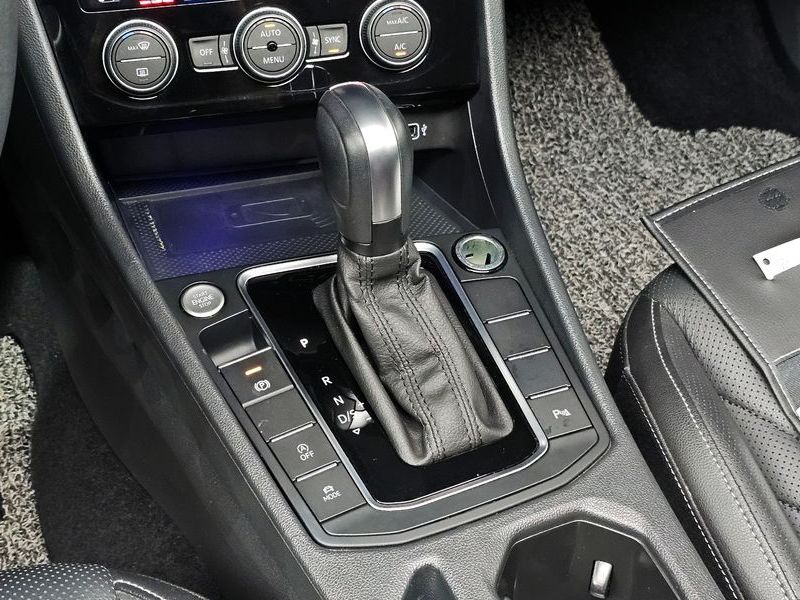 2020 Volkswagen Jetta 1.4 TSI Prestige photo 9