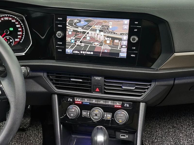 2020 Volkswagen Jetta 1.4 TSI Prestige photo 13