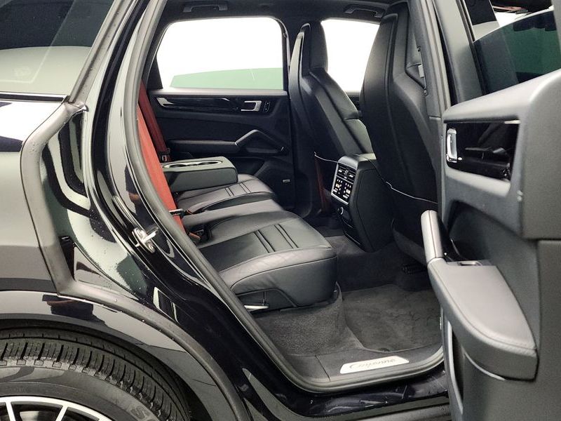 2019 Porsche Cayenne 3.0 photo 12