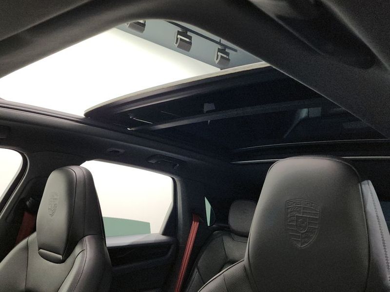 2019 Porsche Cayenne 3.0 photo 18