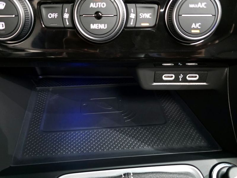 2023 Volkswagen Jetta 1.5 TSI Prestige photo 12