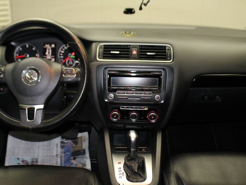 2014 Volkswagen Jetta 1.6 TDI Blue Motion 6th photo 11