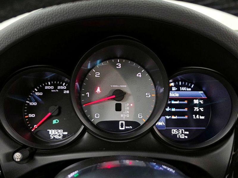 2017 Porsche Macan 3.0 S Diesel 95B photo 8