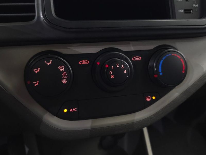 2012 Kia Morning VAN Deluxe photo 17