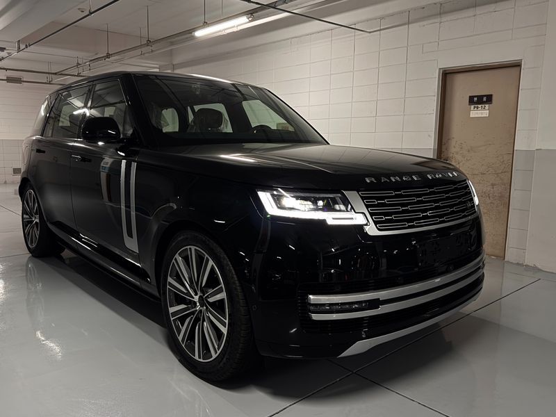 2026 Land Rover Range Rover P530 Autobiography Long Wheel Base photo 1