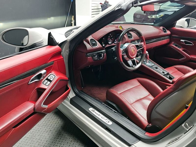 2019 Porsche 718 2.5 GTS photo 10