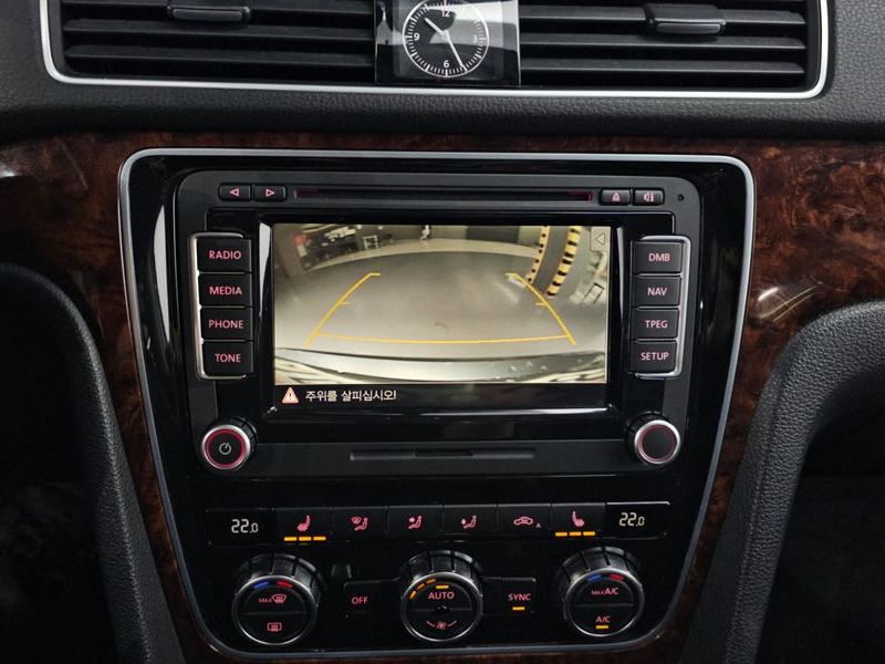 2013 Volkswagen Passat 2.0 TDI B7 photo 16