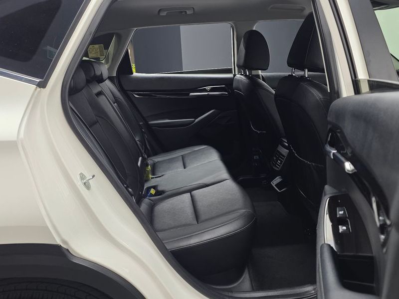 2024 Kia Seltos Gasoline 1.6 Turbo 2WD Signature photo 11