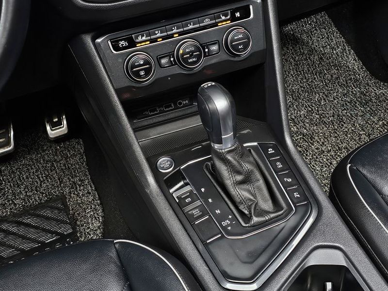 2018 Volkswagen Tiguan 2.0 TDI Prestige photo 9