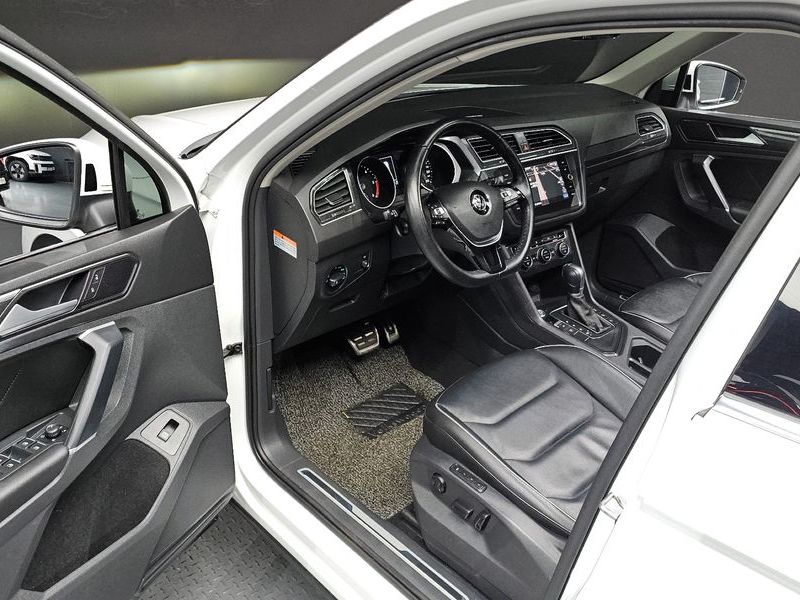 2018 Volkswagen Tiguan 2.0 TDI Prestige photo 11