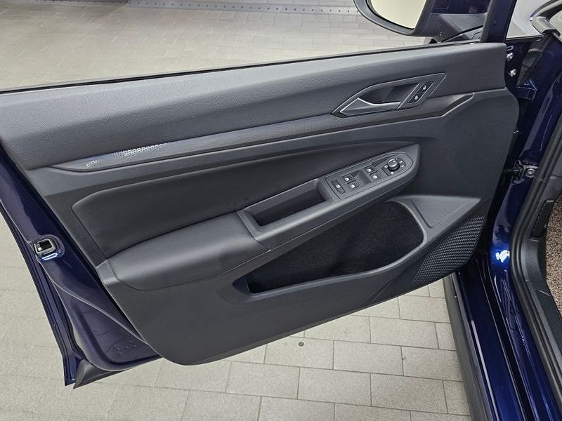 2024 Volkswagen Golf 2.0 GTI photo 24