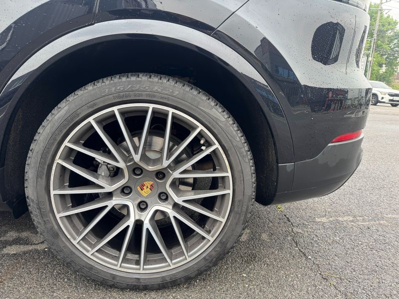 2020 Porsche Cayenne 3.0 photo 9