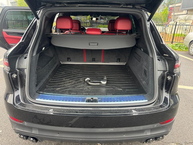2020 Porsche Cayenne 3.0 photo 12