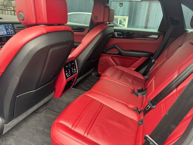 2020 Porsche Cayenne 3.0 photo 14