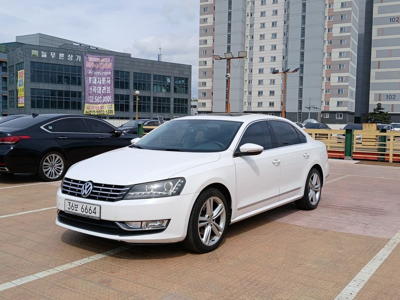 2013 Volkswagen Passat 2.0 TDI B7 photo 1